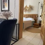 شقة Lantana