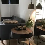 شقة Lantana