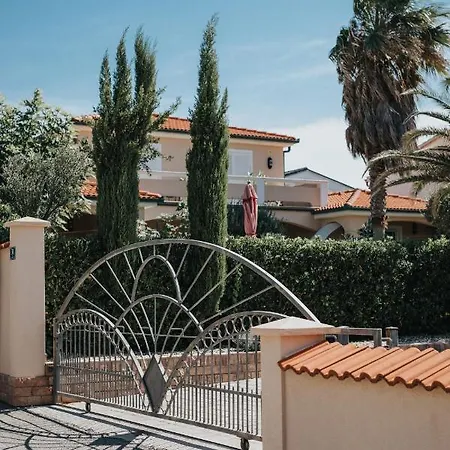 Apartamento Lantana Vir